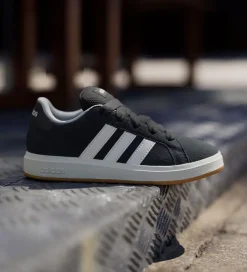 adidas Performance Sko - Grand Court 00s K - Cblack/Owhite/Gum10