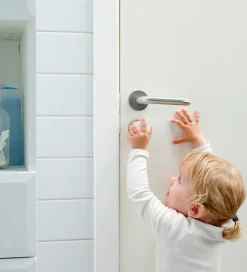 BabyDan Børnesikring - Dørlås - Hvid