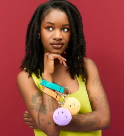 Bon Ton Toys Nøglering - 7 cm - Smiley ECO Fuzzy Bag Charm - Yel