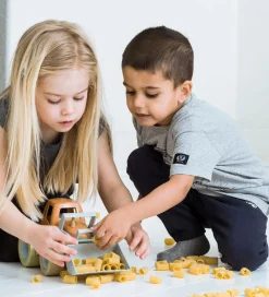 Dantoy BIO Plastic Traktor m. Grab - 29 cm - Pastel