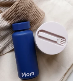 Design Letters Termoflaske - Mom - 500 ml - Midnight Blue