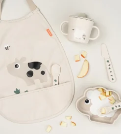 Done by Deer Hagesmæk - Tiny Farm - Sand