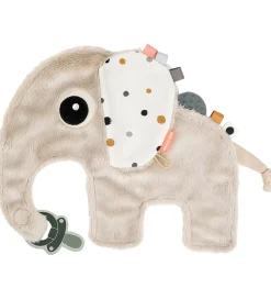 Done by Deer Nusseklud - Elphee - Sand