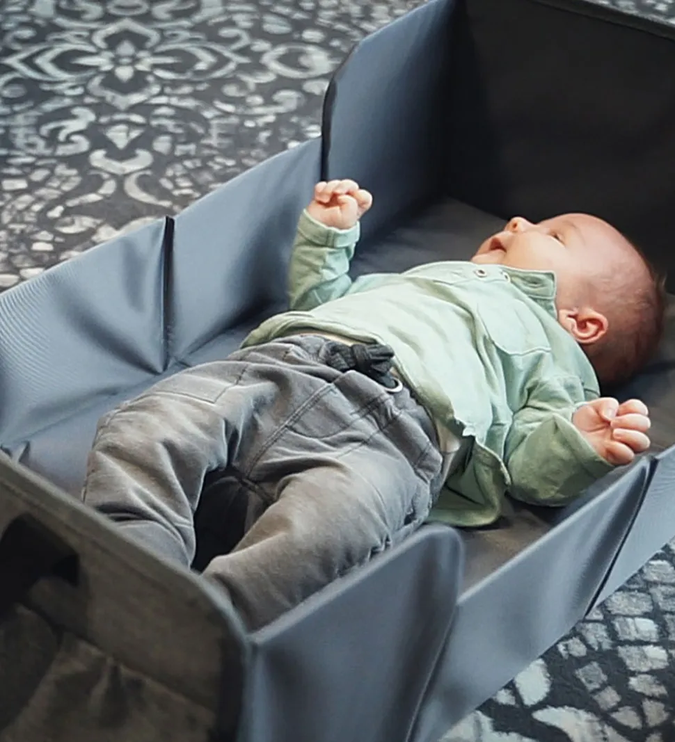 Dooky Rejseseng - 74x41 cm - Gråmeleret