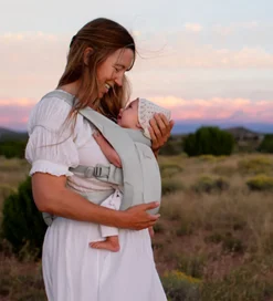 Ergobaby Bæresele - Embrace - Soft Air Mesh - Soft Grey