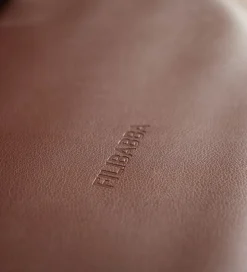 Filibabba Skridsikkert Stoleunderlag - PU-læder - 110 cm - Brun