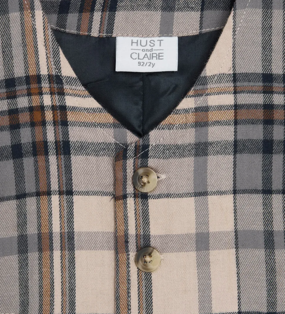 Hust and Claire Vest - Eich - Doeskin