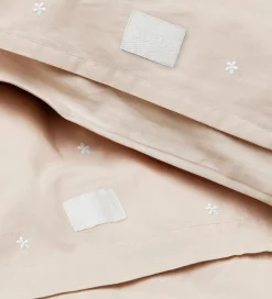 Juna Sengetøj - Daisy - Baby - Sand/Hvid