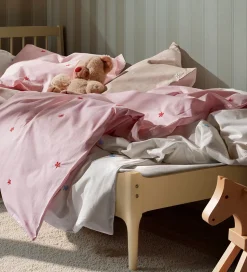 Juna Sengetøj - Daisy - Baby - Pink/Rød