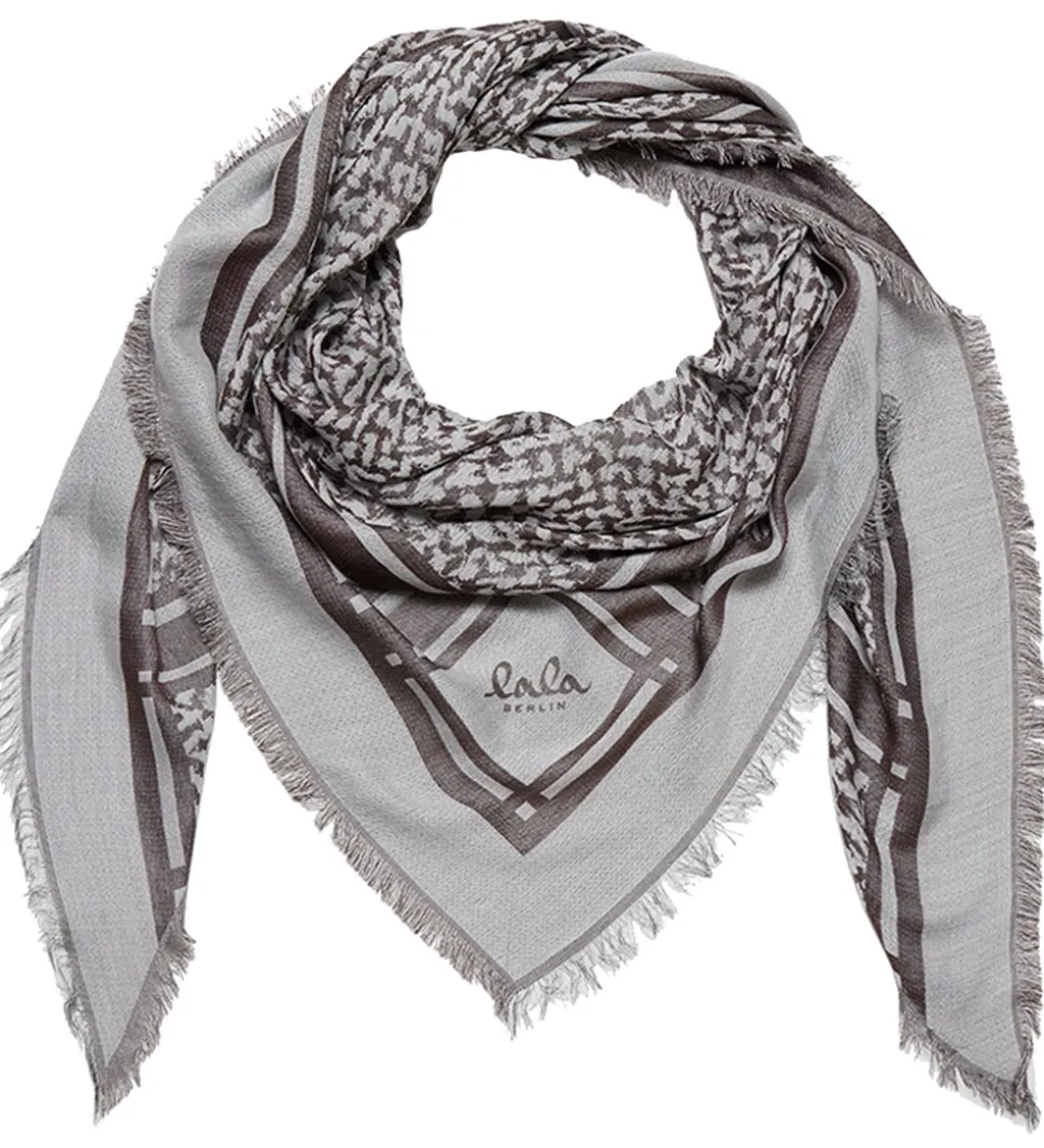 Lala Berlin Tørklæde - Triangle Tilda - Swoosh Light Blue/Brown