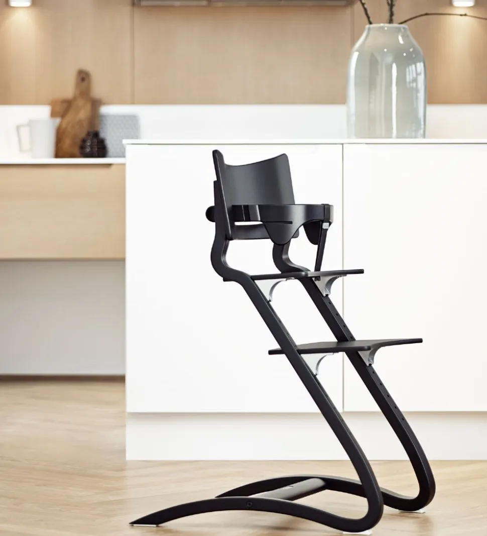 Leander Classic Højstol - 55x56x83 cm - Sort