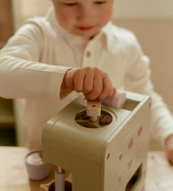 Little Dutch Kaffemaskine - Træ - Grøn