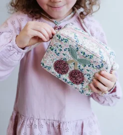 Mimi & Lula Skuldertaske - Floral Cherries Florence