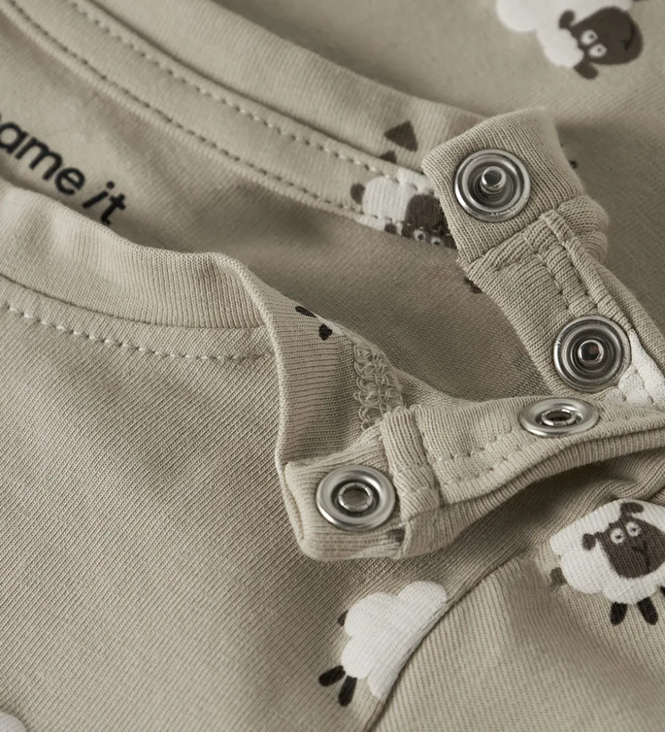 Name It Body l/æ - NbmVroels - Island Fossil/Sheep