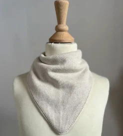 Pine Cone Savlesmæk - Strik - Leo - 36,5x22 cm - Natura Melange