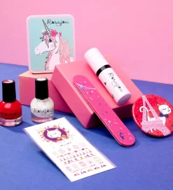 Rosajou Sminkesæt - Blush/Læbestift/Neglelak m.m. - 7 Dele